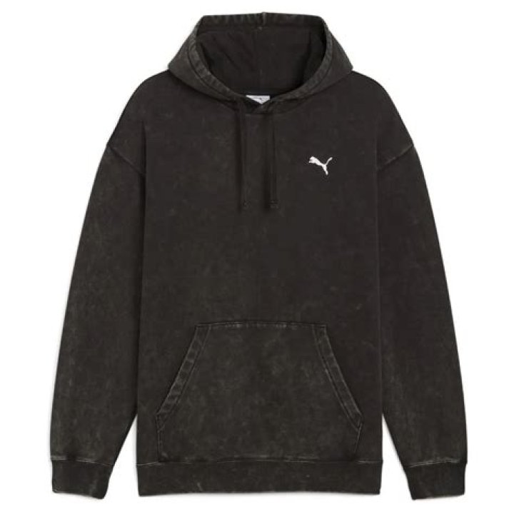 Bigg Boss OTT 2 Today’s Episode 8th August 2023 : Urfi Javed Design Clothes For BB Ott 2 Contestants!