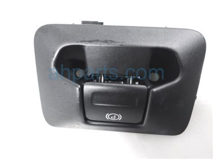 Charlie Robison's Wives and Children: Everything You Need to Know - SarkariResult