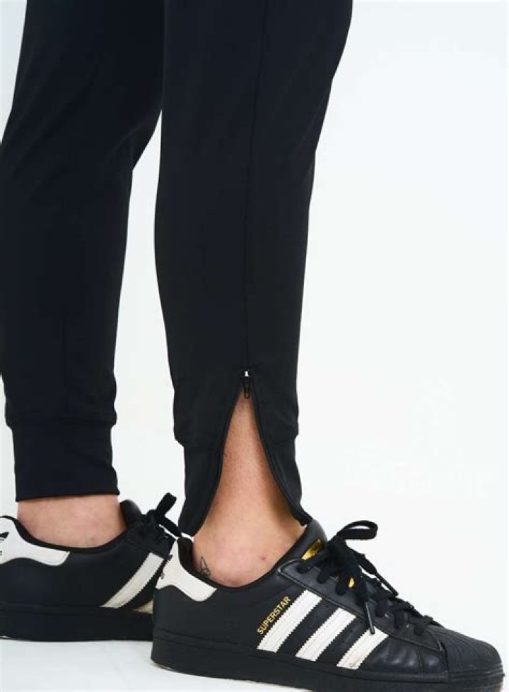 Mary Earps Net Worth 2023: BiO, Age, Family, Religion, Salary, Income - Check Details - SarkariResult