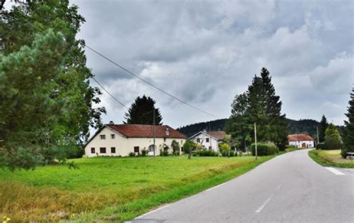 Was Gloria Steinem's Husband as Passionate About Activism as She Was? - SarkariResult