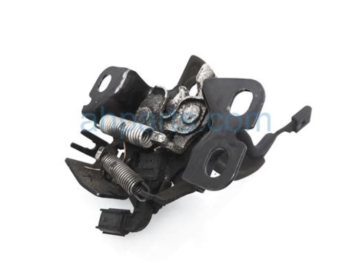 Remembering the Achievements of Stuart MacGill in the Cricketing Arena - SarkariResult