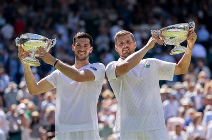 Offset: The Life and Career of American Rapper Kiari Kendrell Cephus - SarkariResult