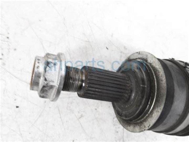 Sunny Sandler Net Worth: Details About Age, Instagram, Movies, Mother - SarkariResult