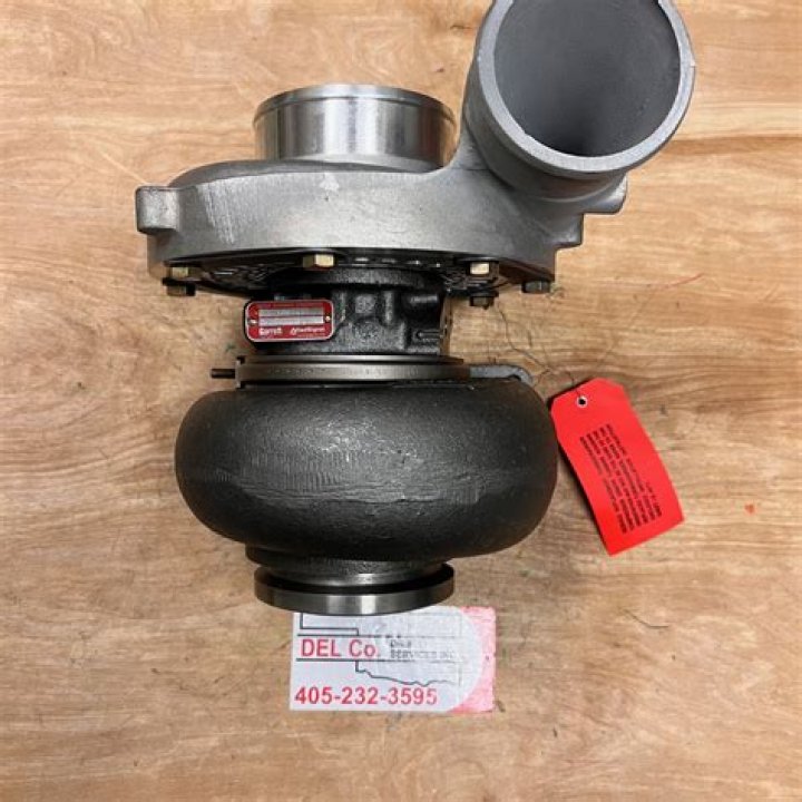 Kanye West's Height Unveiled: Is He Really 5'8? - SarkariResult