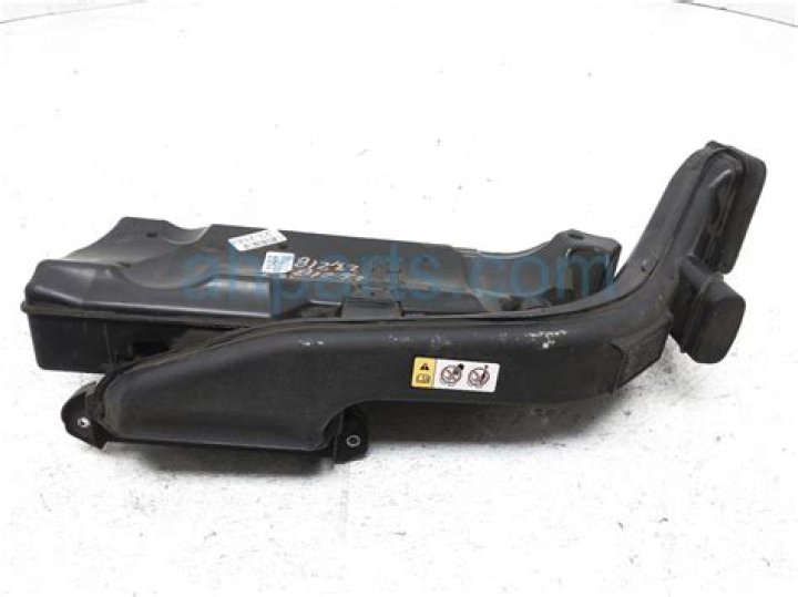 Catherine McNeil Net Worth: Details About Modeling, Income, Bf, Age, Career - SarkariResult