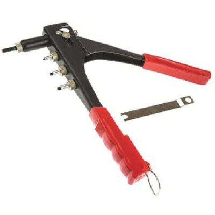 Zach bryan Presale Code Tour 2024 : How to get Zach Bryan Presale Code? - SarkariResult