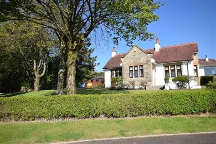 Where Are Sheynnis Palacios Parents From? Family Ethnicity And Origin Explored - SarkariResult