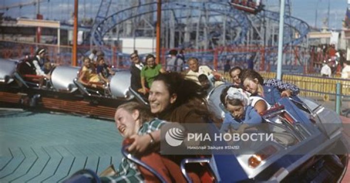 Lethal Company: How to survive or kill Bunker SpidersBunker Spiders in the game? - SarkariResult