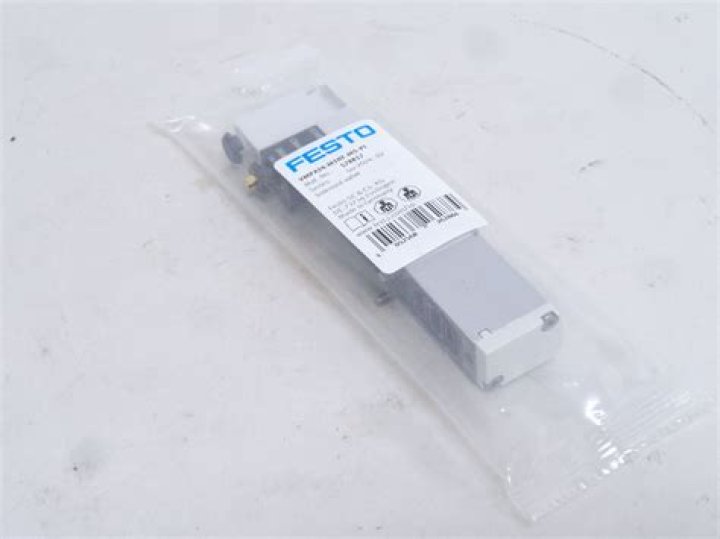 Marjon Beauchamp Parents, Meet Father Jon Marc Beaychamp And Mother Age And Ethnicity - SarkariResult