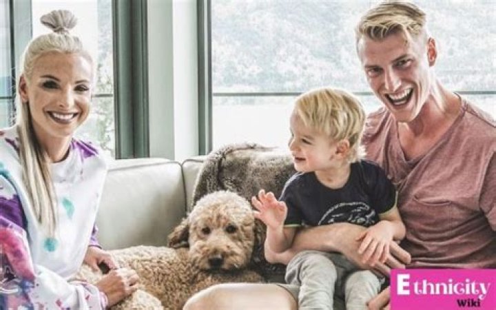 6′ 8” Ice Hockey Defenceman Tyler Myers Has Two Beautiful Kids With His Loving Partner