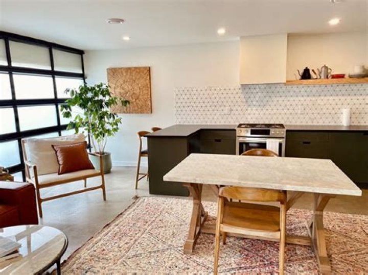 How to use the Transmuter in Pacific Drive? - SarkariResult