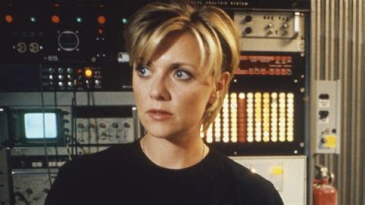 Amanda Tapping Height, Weight, Measurements, Bra Size, Shoe Size