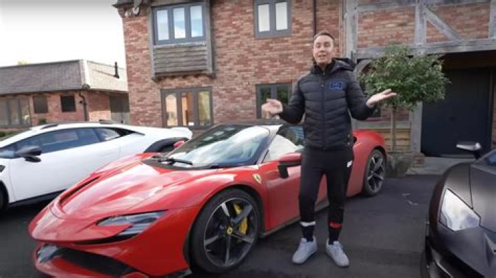 Andy Pearce Net Worth