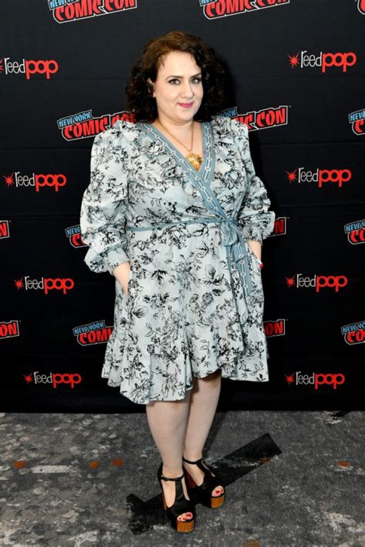 Artemis Pebdani Net Worth