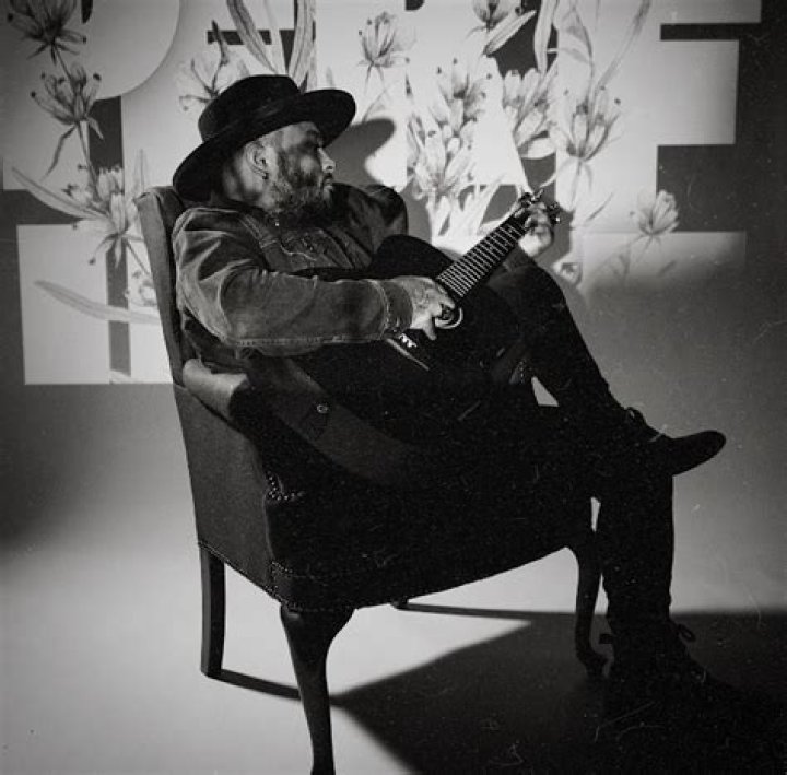 Austin James Net Worth