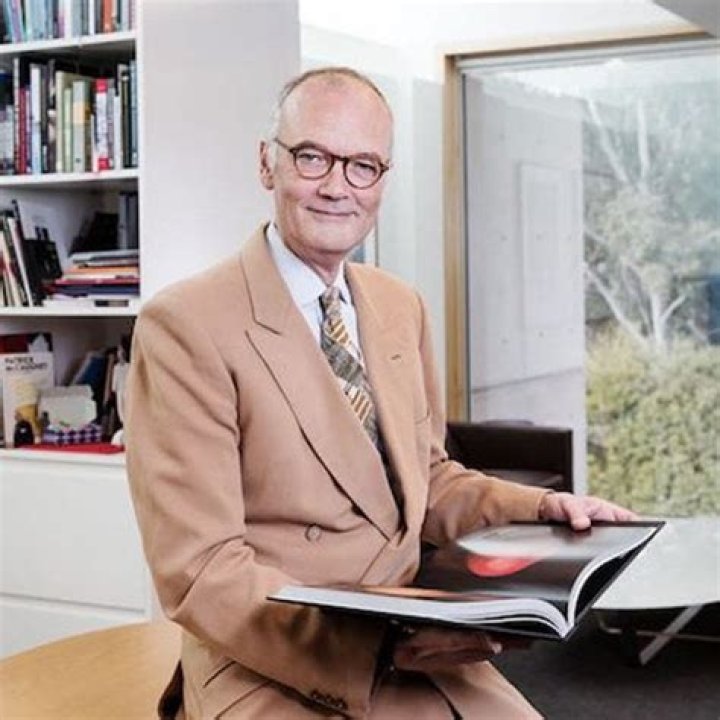 
Australia Novelist and Art Curator, Angus Trumble, dies at 58 