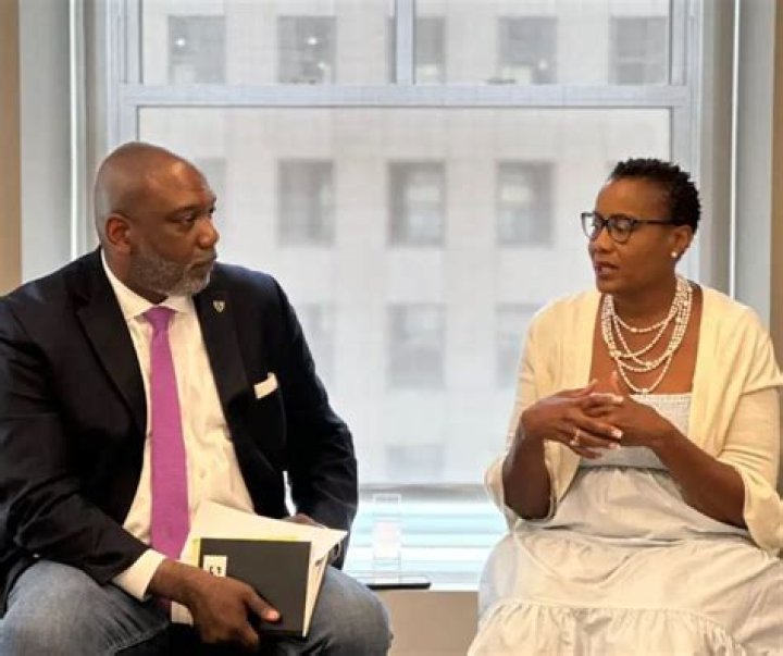 Basil Smikle Bio, Wiki, Age, Height, Education, Family, Wife, Married, Shot, MSNBC and Net Worth