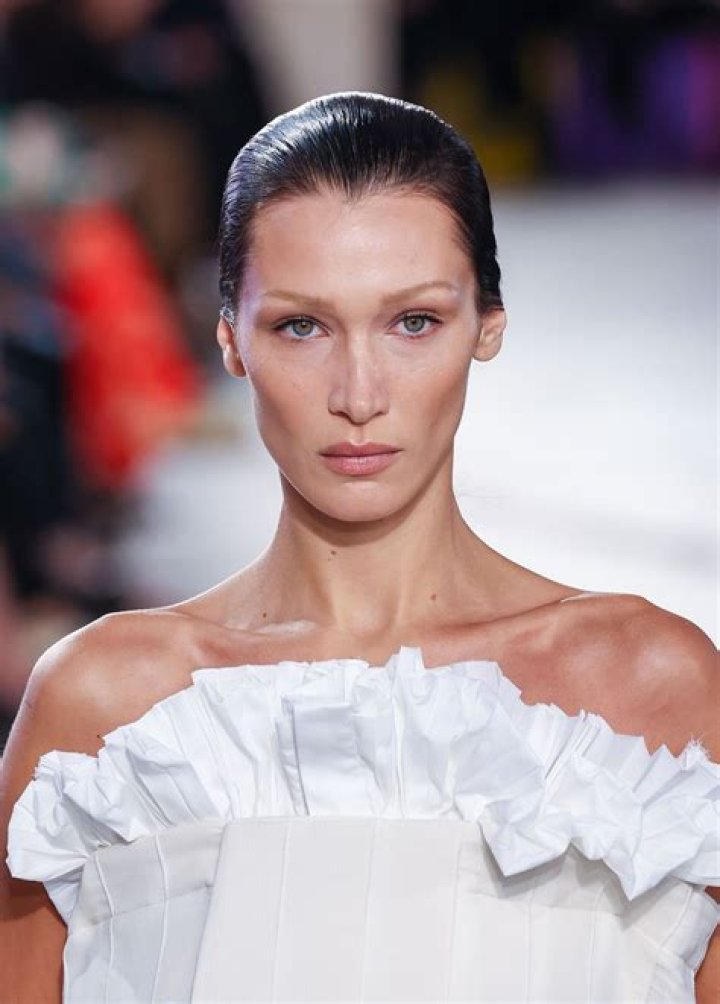 Bella Hadid (Model) Biography, Age, Wiki, Height, Weight, Relationship, Net Worth