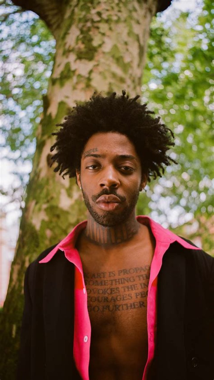 Brent Faiyaz Height, Age, Real Name, Instagram, Merch, Wiki
