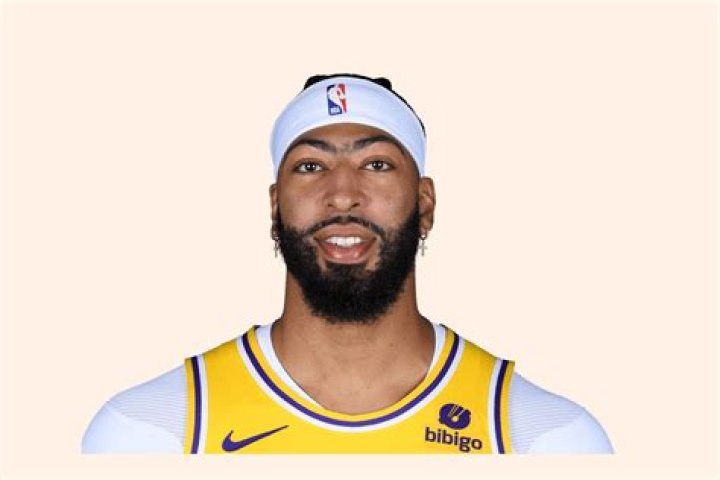 
Bruce Davis Height, Weight, Net Worth, Age, Birthday, Wikipedia, Who, Nationality, Biography 