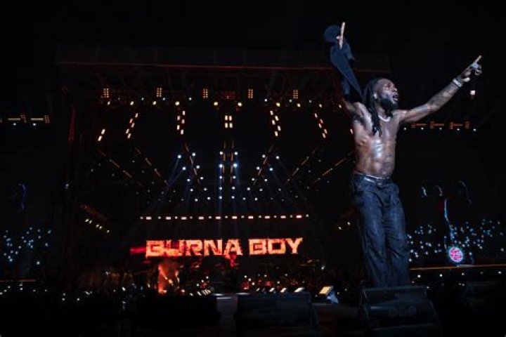 
Burna Boy’s Afronation Performance Is Lauded by the Public 