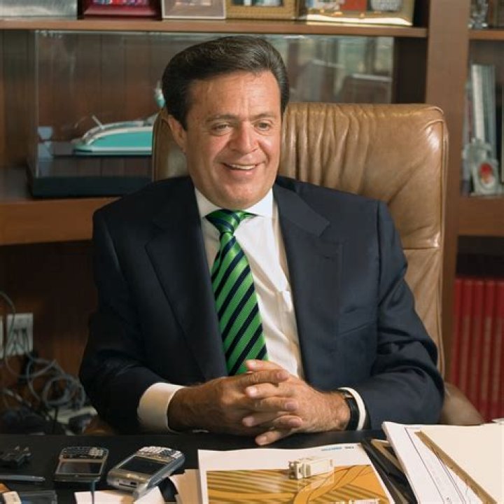 Carlos Peralta Net Worth