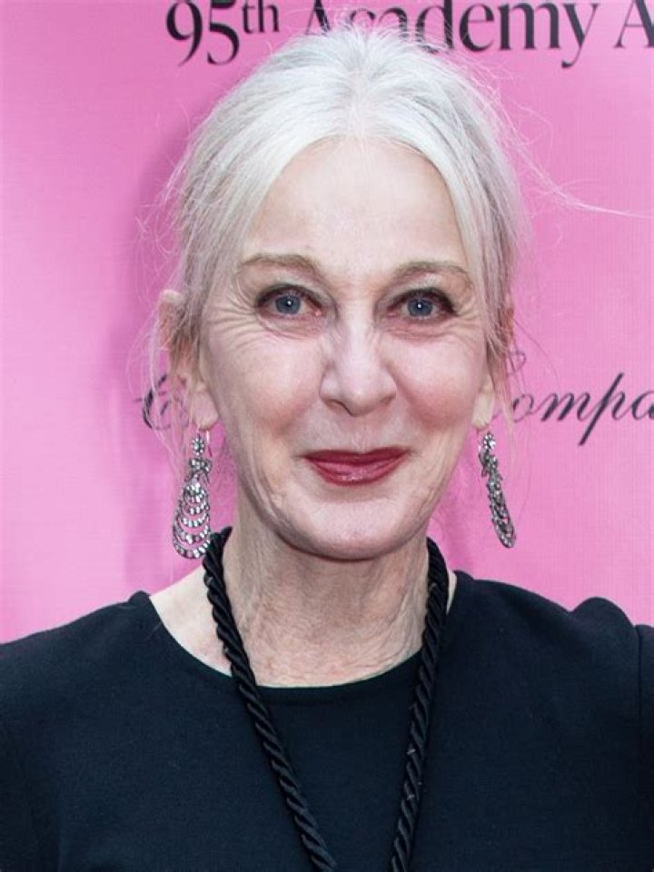 Caroline Lagerfelt Net Worth, Salary, Married, Husband, Children, Age, Height, Parents, Wiki-Bio