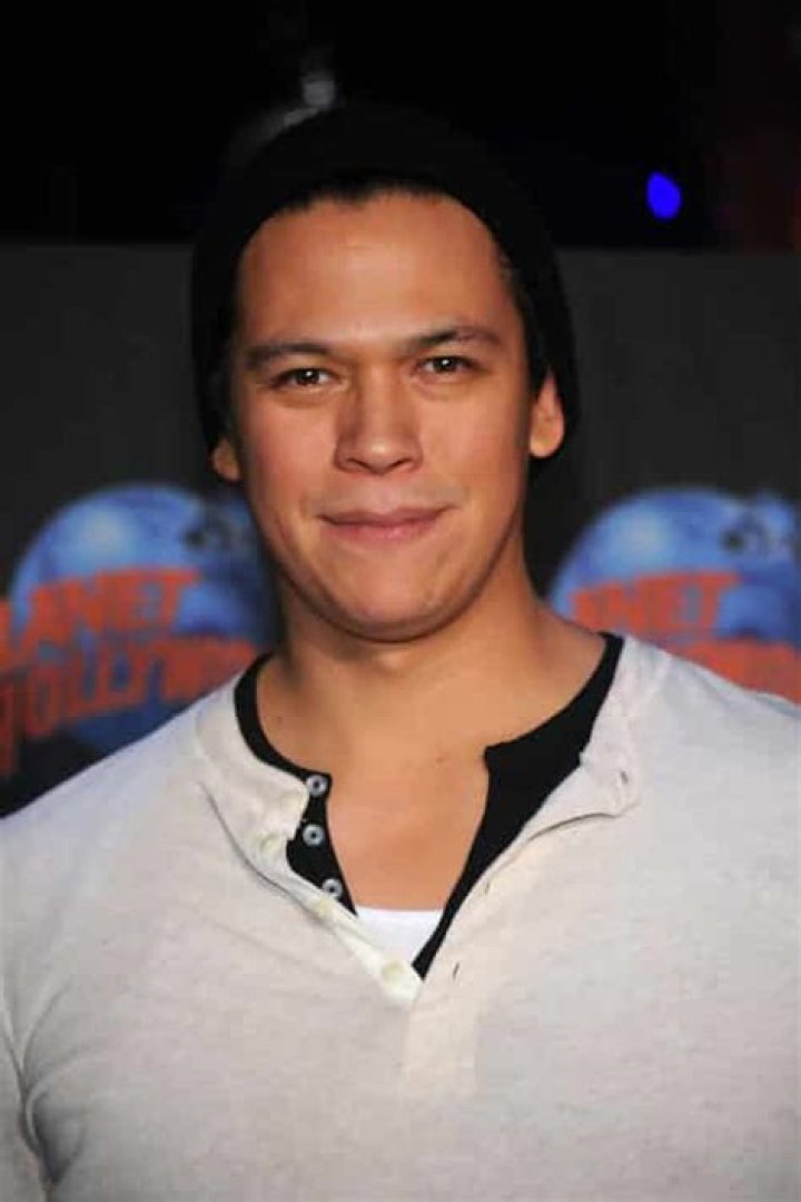 Chaske Spencer Height, Weight, Net Worth, Age, Birthday, Wikipedia, Who, Instagram, Biography