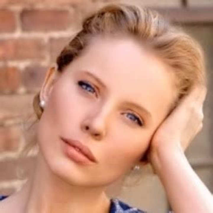 Cheryl Lyone Net Worth