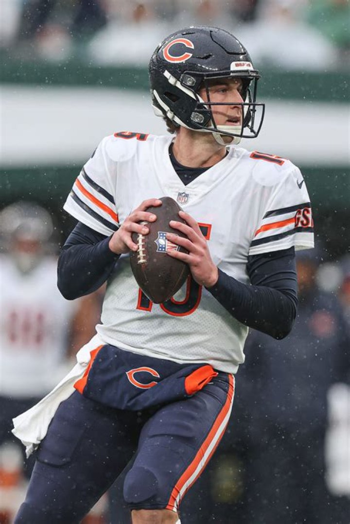 
Chicago Bears New QB Trevor Siemian And His Wife Bo Podkopacz Siemian Are Married Since 2019 