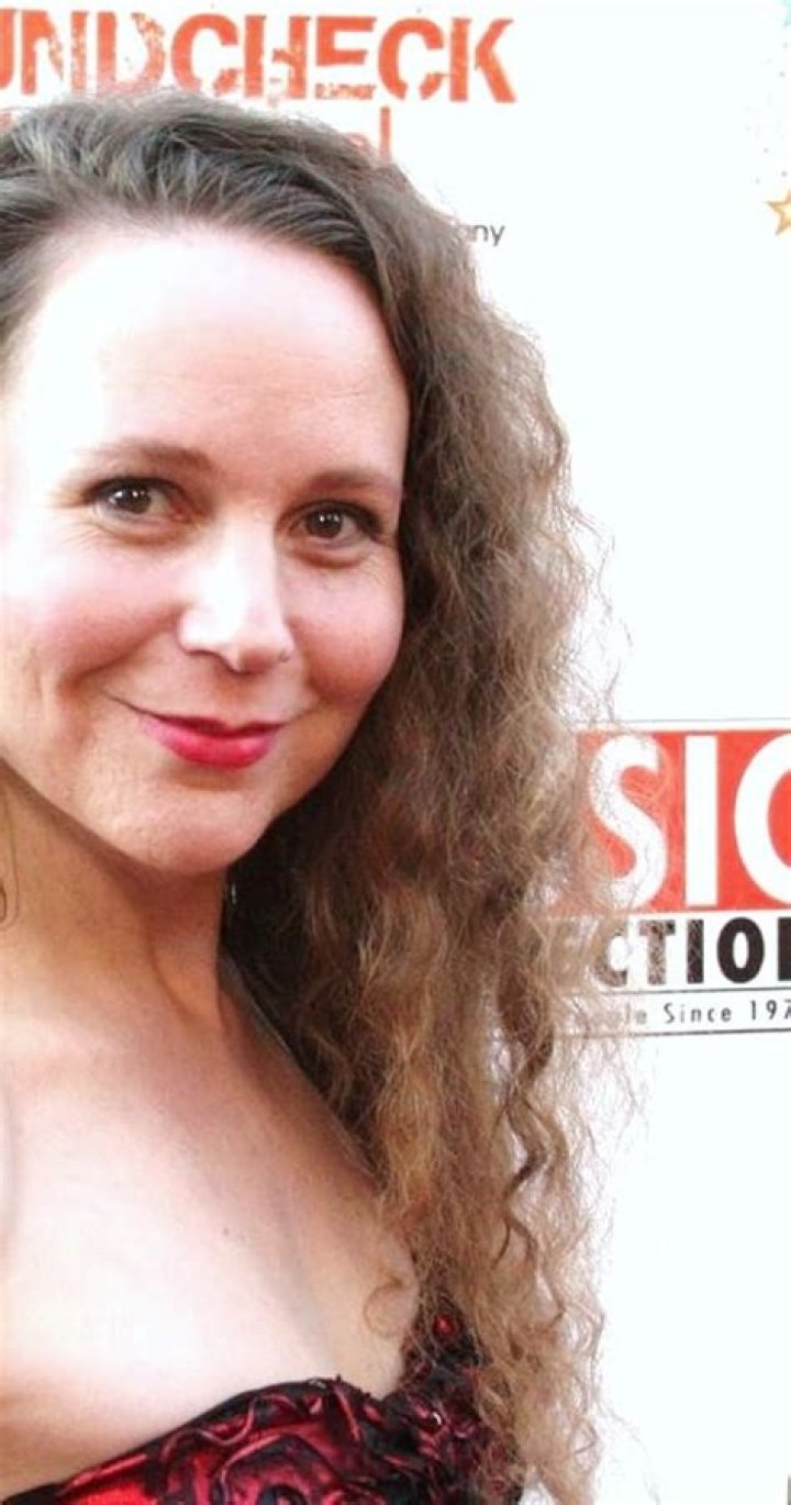 Christina Linhardt Net Worth