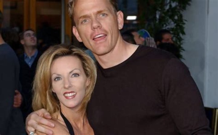 Christopher Titus Bio, Wiki, Age, Height, Dad, Wife, Kids, Movies and Net Worth