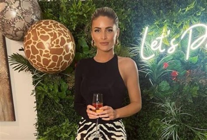 Claudia Fogarty Height, Weight, Net Worth, Age, Birthday, Wikipedia, Who, Nationality, Biography