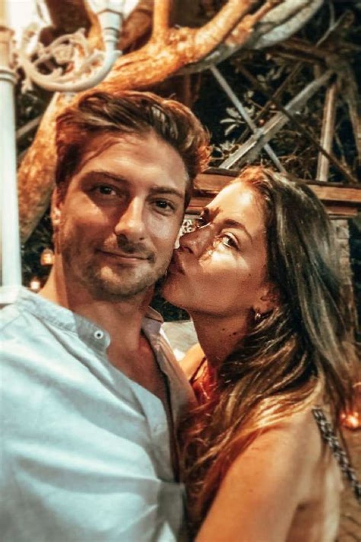 
Daniel Lissing Wife Who is Daniel Lissing Wife? 