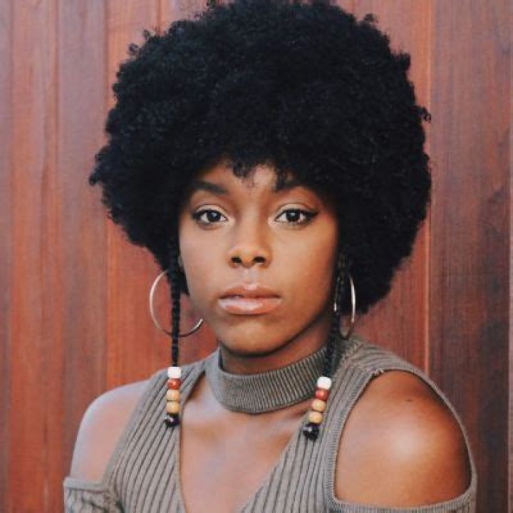 
DaShawn Barnes Is Featured As A Rita Isbell On “Dahmer -Monster: The Jeffrey Dahmer Story” 