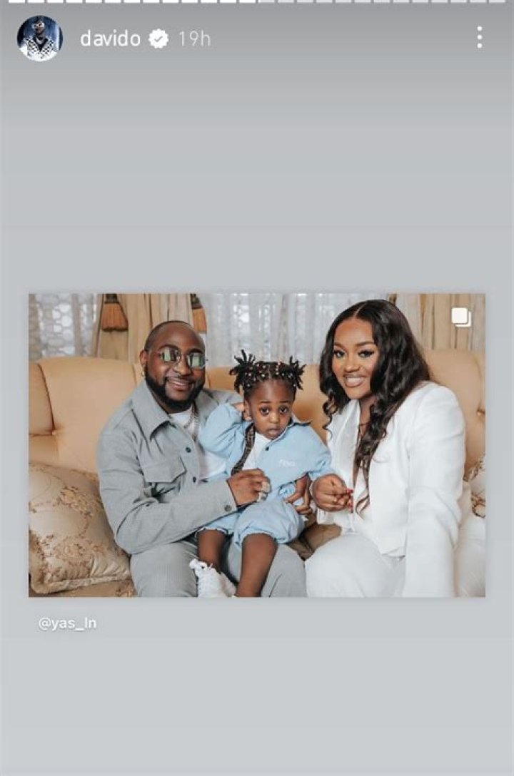 
Davido Posts A Rare Family Photo With Chioma And Their Son, Ifeanyi. 
