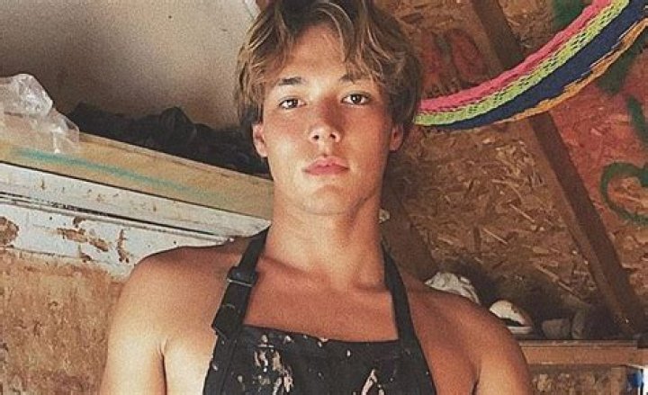 
Dax Newman Height, Weight, Net Worth, Age, Wiki, Who, Instagram, Biography 