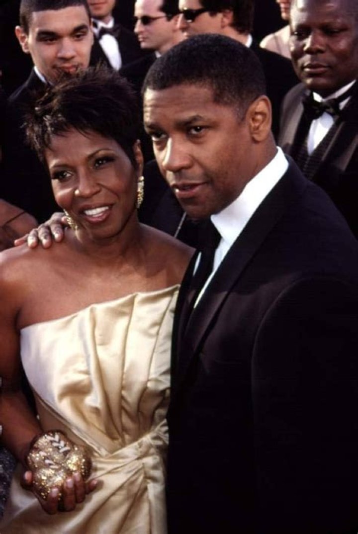 Denzel Washington: Wife, net worth, tattoos, smoking & body facts