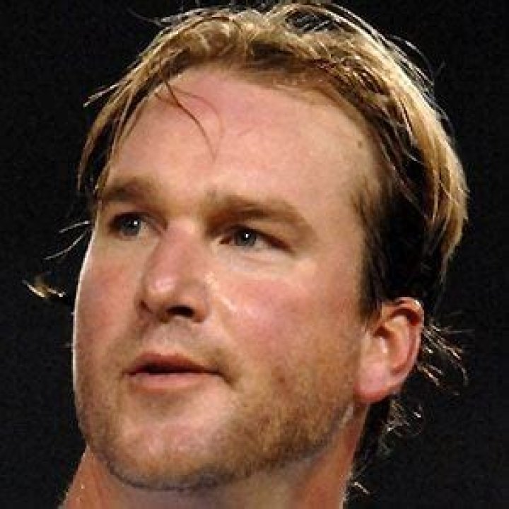 Derek Lowe Net Worth