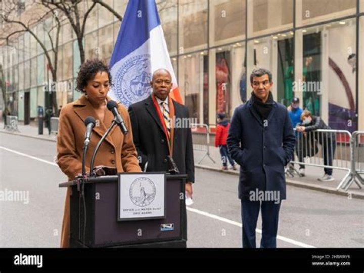 Did Aloysee Heredia Jarmoszuk Said N Word? Her Husband And Salary