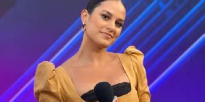 Donna Farizan Height, Weight, Net Worth, Age, Birthday, Wikipedia, Who, Nationality, Biography