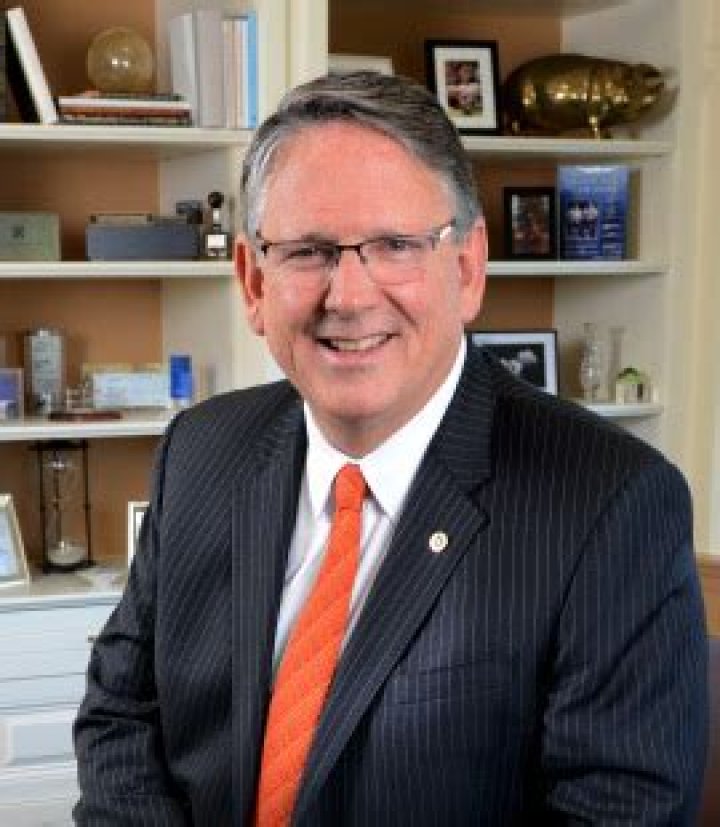 Douglas Kennedy Net Worth