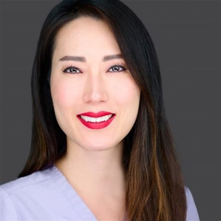Dr Esther Choo