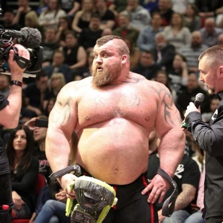Here are the records set by World’s Strongest Man Eddie Hall! Know his net worth & wife