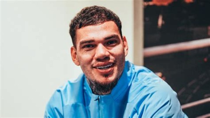 Ederson Moraes Height, Weight, Net Worth, Age, Birthday, Wikipedia, Who, Nationality, Biography