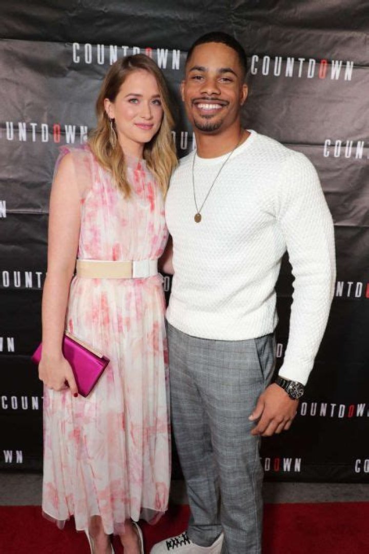 Elizabeth Lail Dating, Boyfriend, Past Affairs, Net Worth, TV Shows, Facts, Wiki-Bio