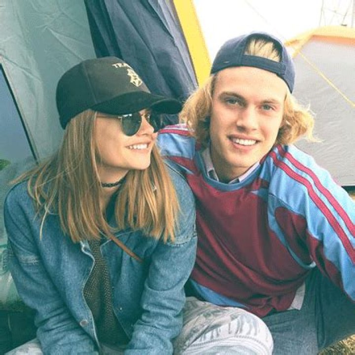 Ella Ross Dating, Boyfriend, Net Worth, Salary, Career, Wiki-Bio, Age, Height