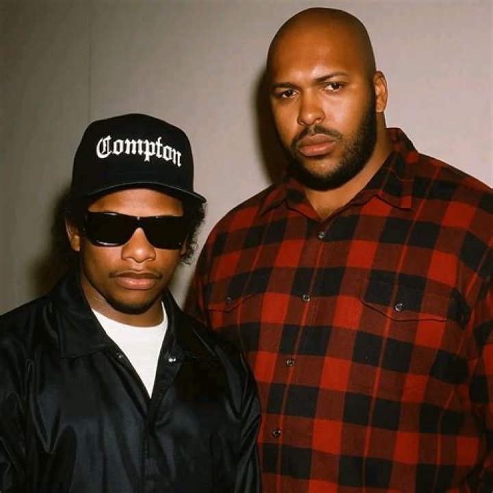 Elyse Knight Net Worth