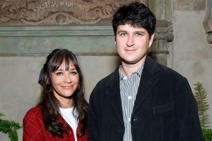 Ezra Koenig Wiki, Bio, Wife, Children, Instagram, Age