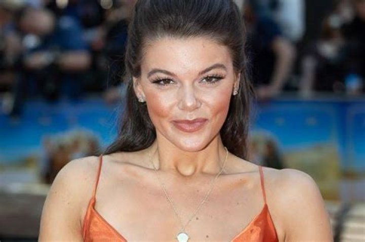 
Faye Brookes Height, Weight, Net Worth, Age, Birthday, Wikipedia, Who, Instagram, Biography 